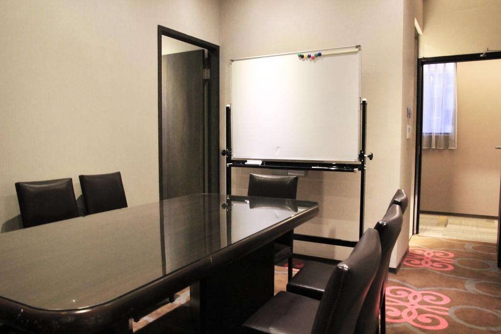 Capital Hotel Songshan Taipei Eksteriør billede
