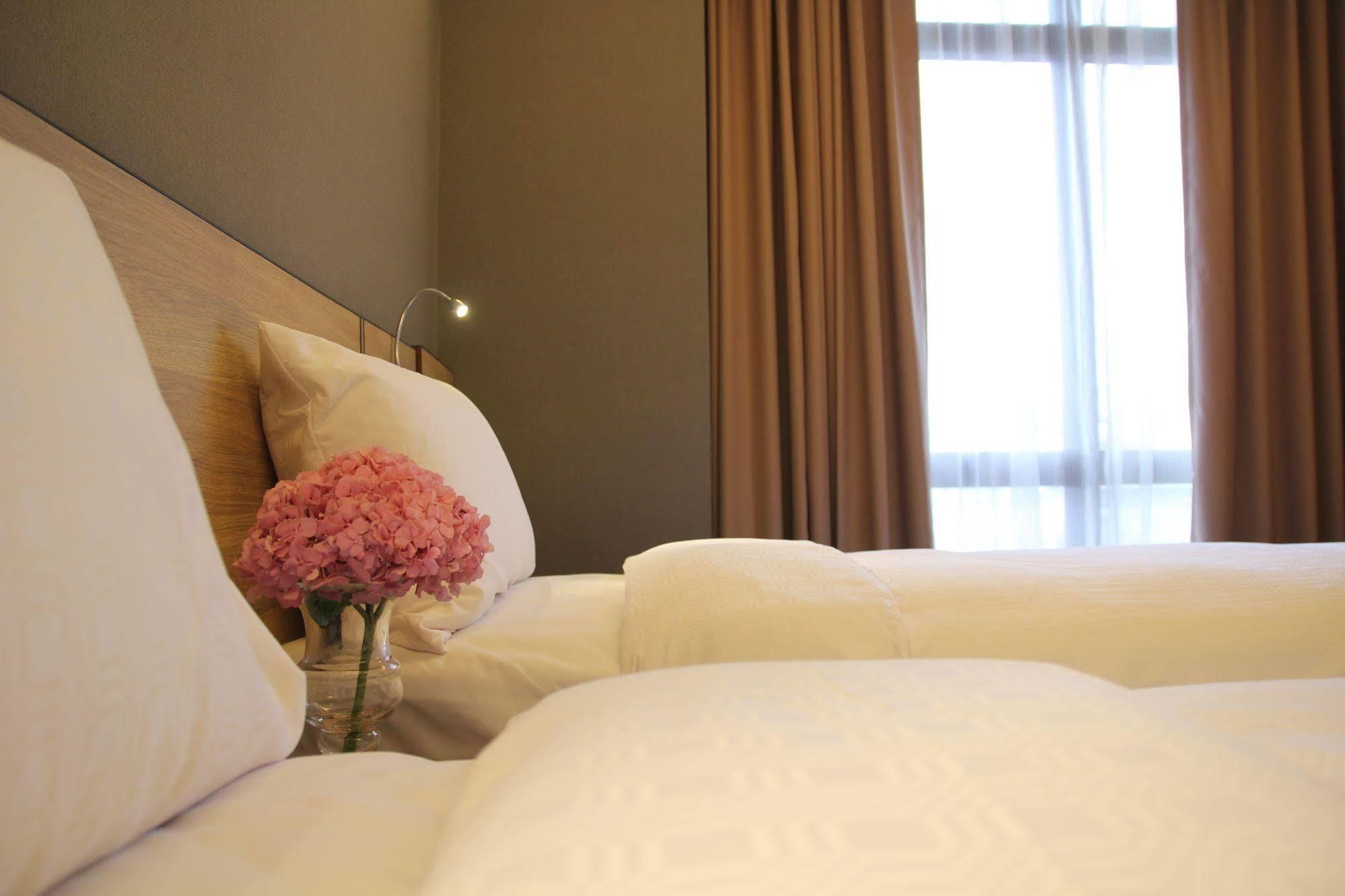 Capital Hotel Songshan Taipei Eksteriør billede